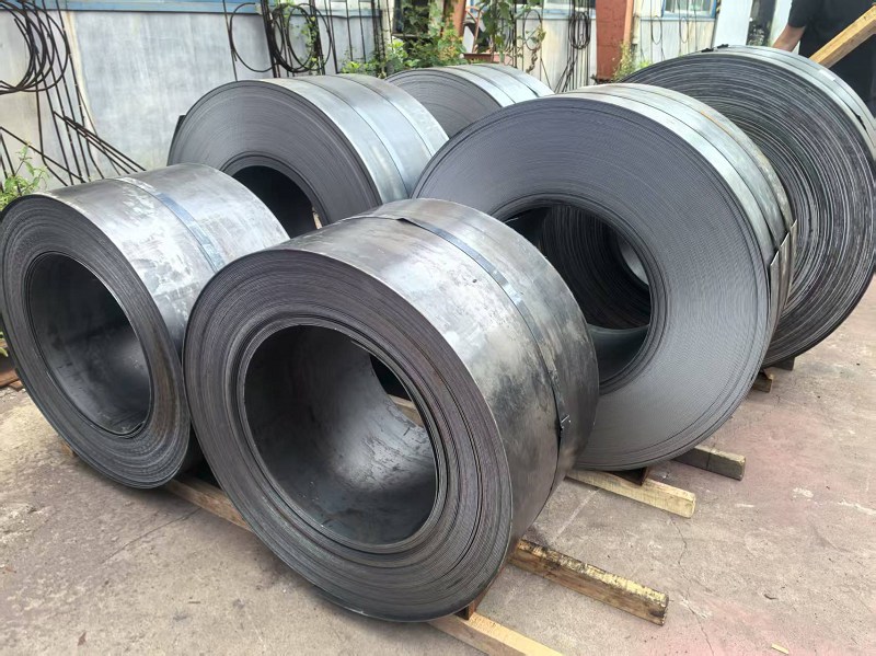 Материал естественного цвета, полученного